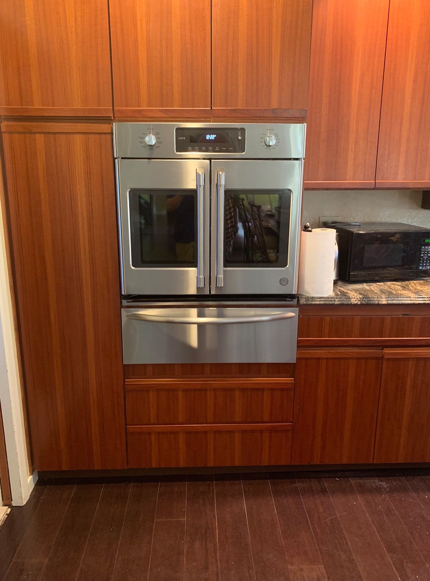 a single wall oven with warming drawer