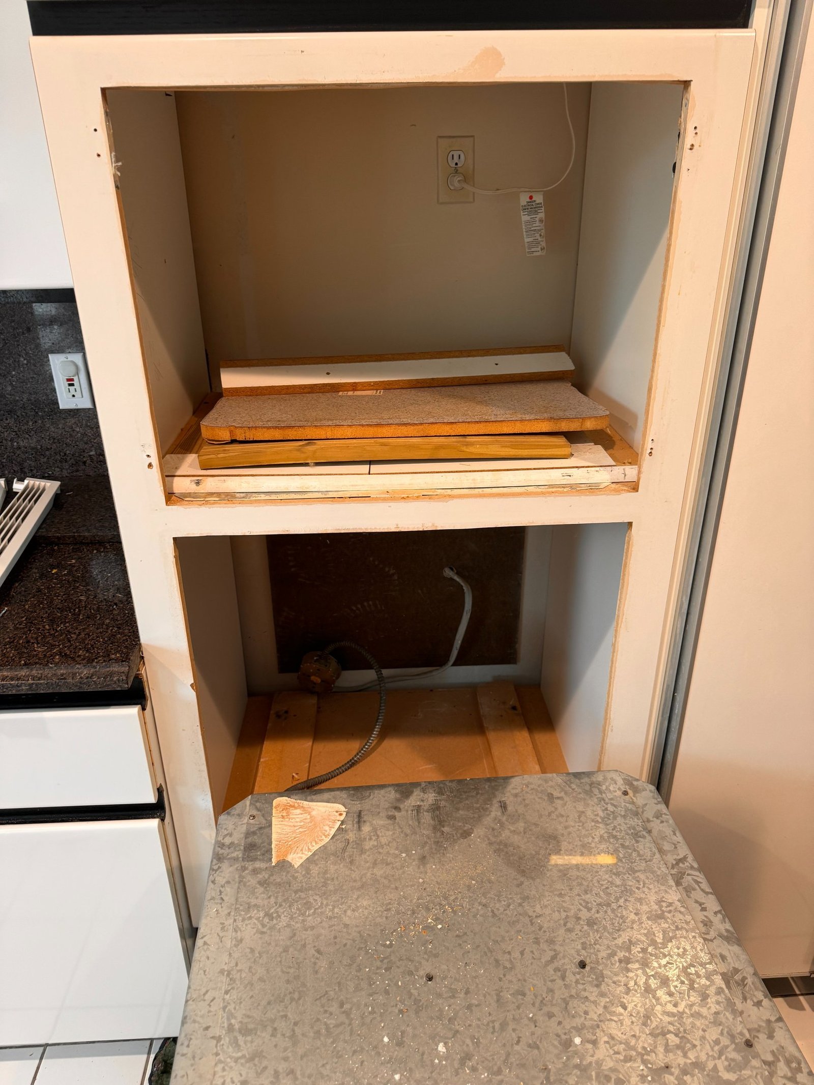 a pic of an oven opening